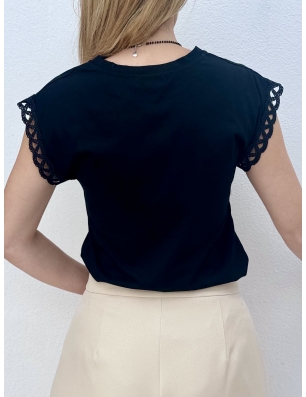 Tee-shirt col rond Molly Bracken, bande de dentelle de type maillon aux manches, référence T1783CE